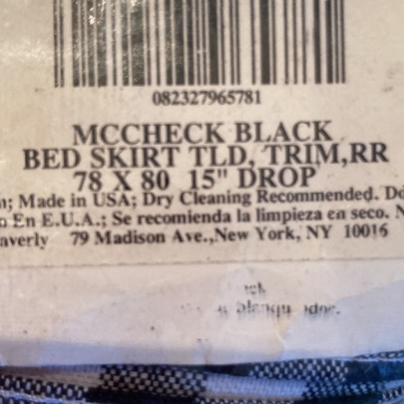 New king bed skirt tailored black check - Picture 3 of 4